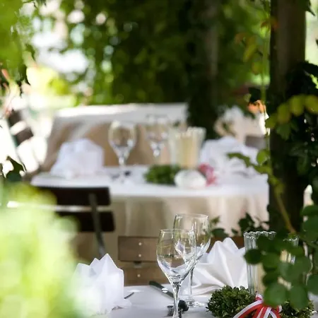 Hotel Und Restaurant Landshuter Hof