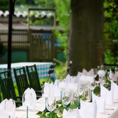 Hotel Und Restaurant Landshuter Hof